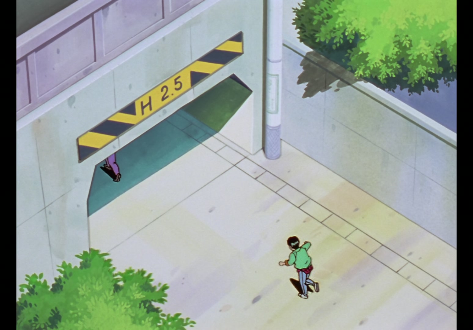 Yu Yu Hakusho Ep 5: Yusuke's Back @ 00:19:04